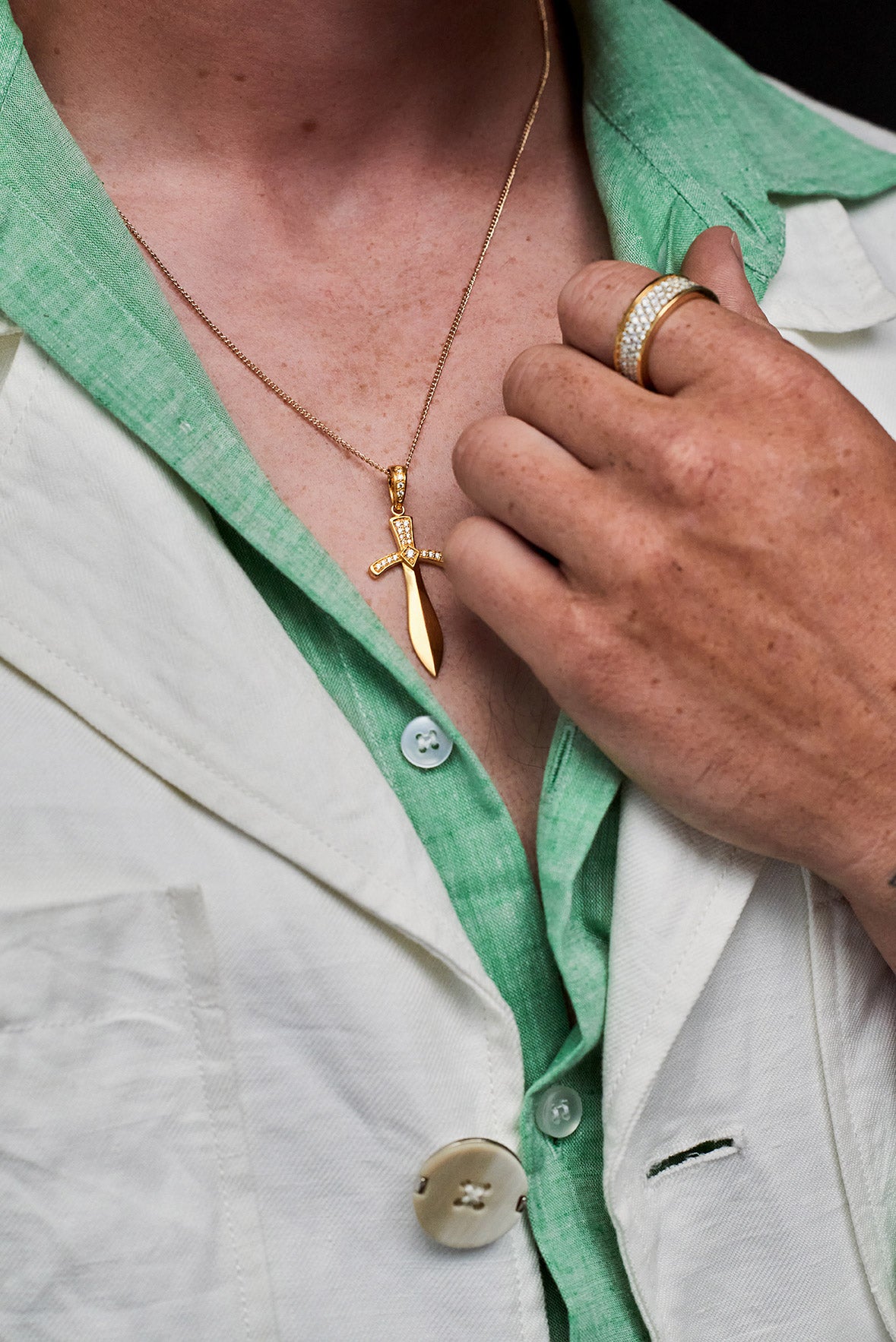 Sovereign Sword Pendant